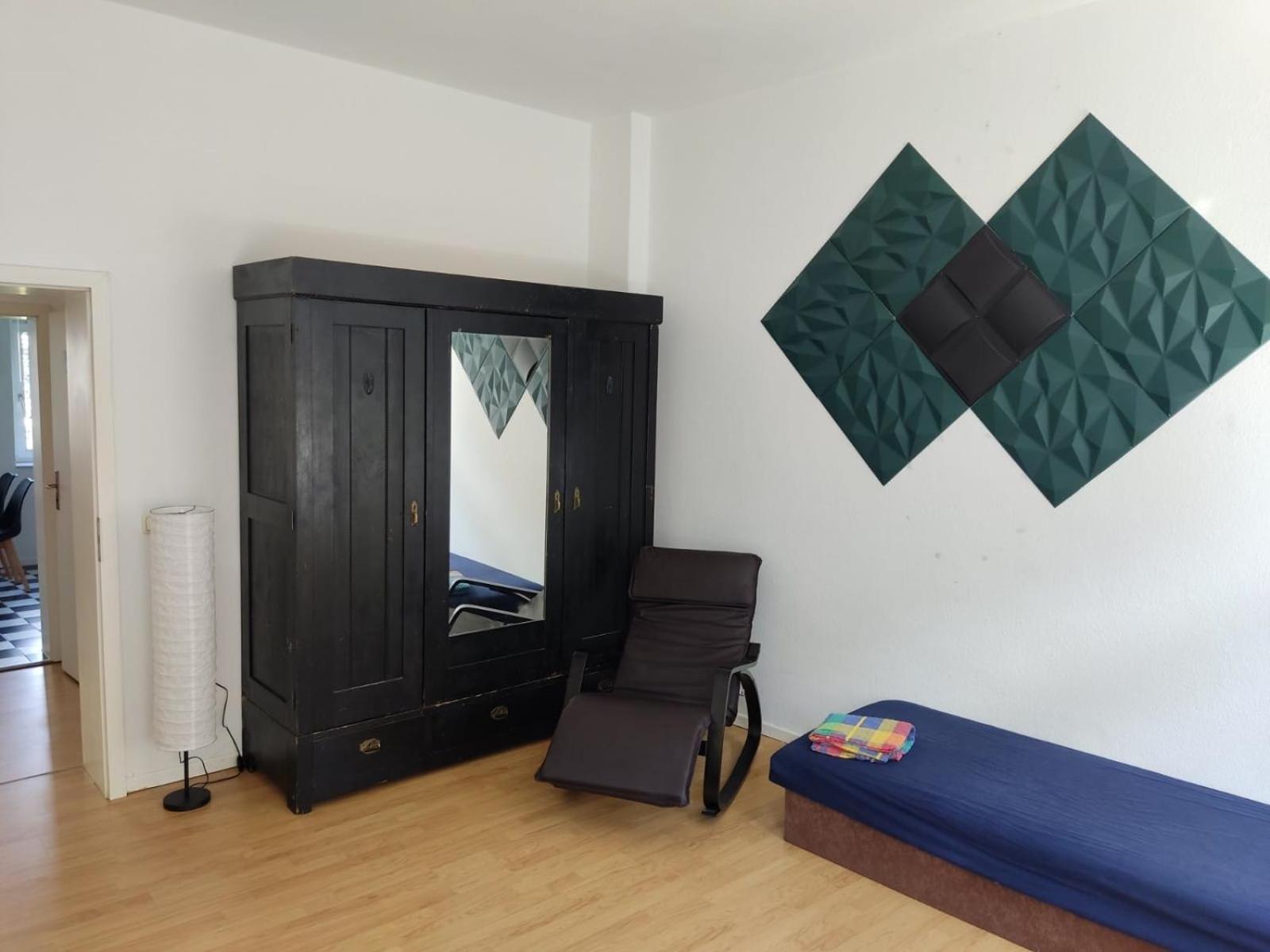 Flex Aparts - Grosse, Moeblierte Wohnung In Zwickau Mit 2 Zimmern Exteriér fotografie